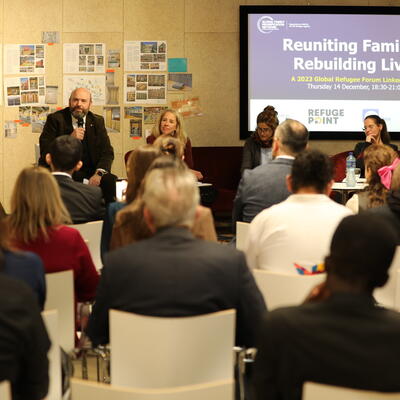 People attending the FRUN event